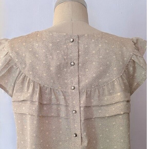 FOREVER 21 NUDE PINK GRAY ABSTRACT DOT CAP SLEEVE RUFFLE TOP L NWT - Picture 7 of 9